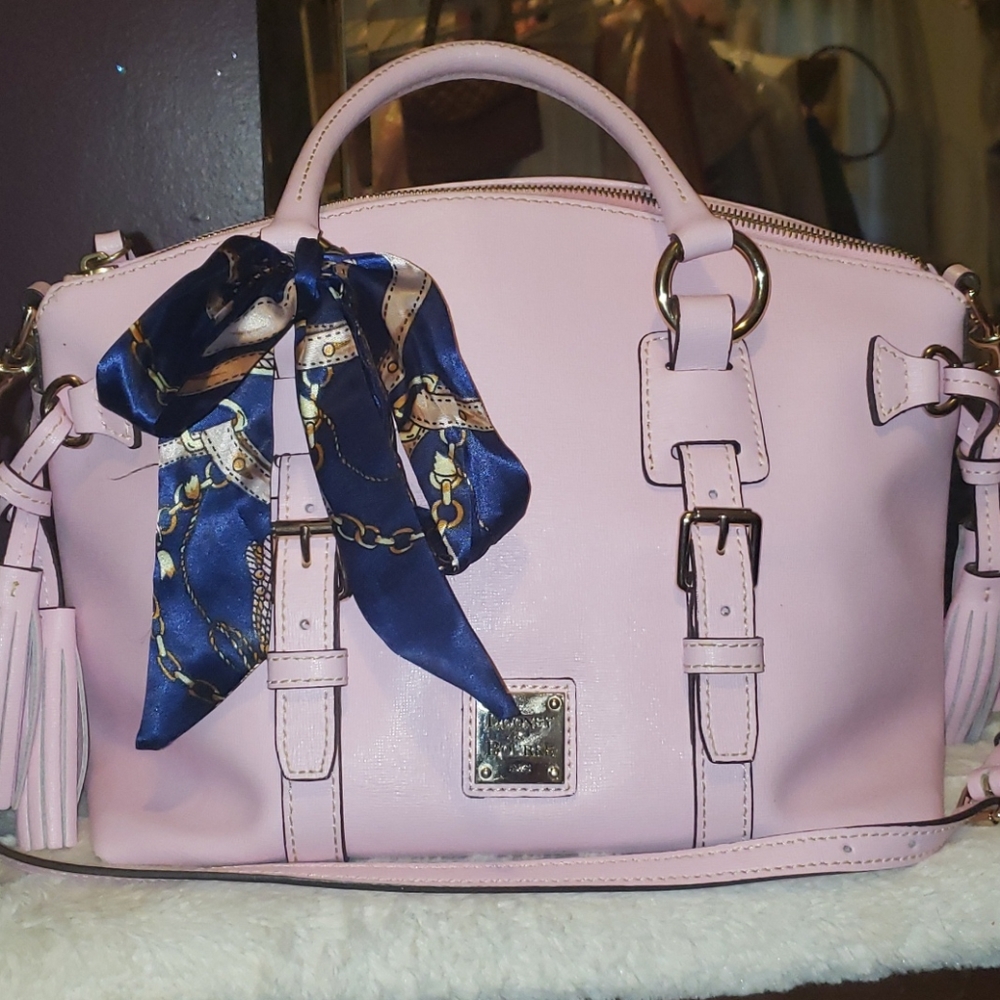 Dooney & Bourke